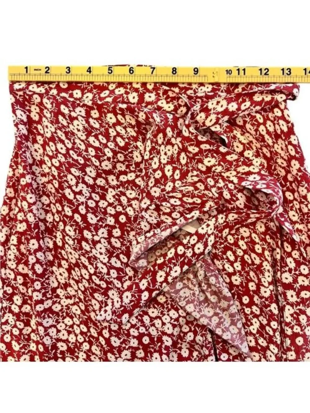 Rails Women’s Skirt Size XS Scarlet Camellia Floral Neptune Ruffle Floral Wrap